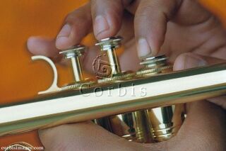 Ilustrační foto: trumpeta s prsty