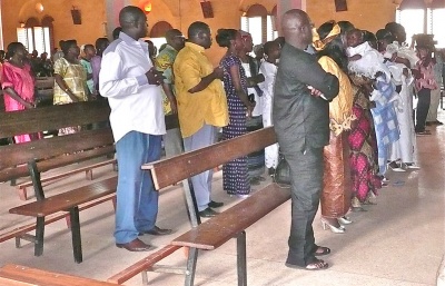 Při útoku na kostel v Burkině Faso zemřelo nejméně 14 lidí