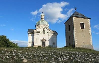 Kaple sv. Šebestiána na mikulovském Svatém kopečku bude do roka opravena 