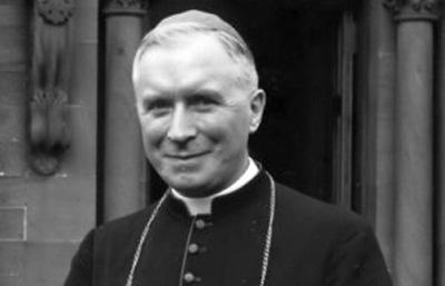 Hlava lefébvristů: Židé jsou nepřátelé církve. Mluvčí Svatého stolce: Je to nepřijatelné tvrzení