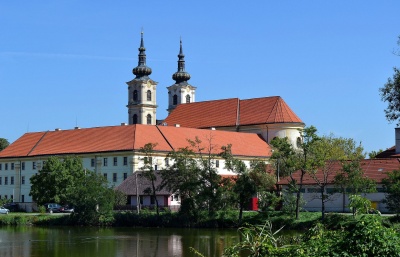 Slovensko vyžaduje registraci na bohoslužbách s papežem. Do příhraničního Šaštína se chystají i Češi