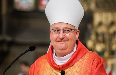 Brněnskou diecézi po mši v plné katedrále řídí nový biskup Pavel Konzbul