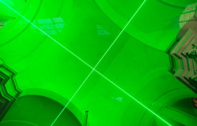 Město Litomyšl koupí světelný kříž v piaristickém chrámu