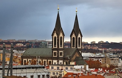 Kostel svatých Cyrila a Metoděje, dominanta pražského Karlína, slaví 160. výročí vysvěcení