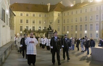 Eklesiologie tasených šavlí