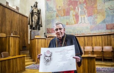 Kardinál Koch se stal čestným doktorem teologie Univerzity Karlovy