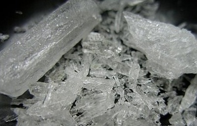 Kněz v Rakousku chtěl na faře vyrábět pervitin, látky si poslal do Česka