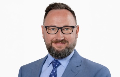 Vedoucí kabinetu ministra Beka podpořil Prázného a předem ho informoval o zásahu MŠMT