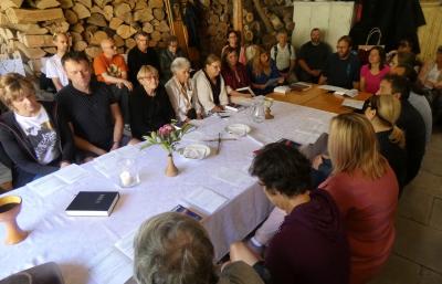 Bohoslužba ve stodole