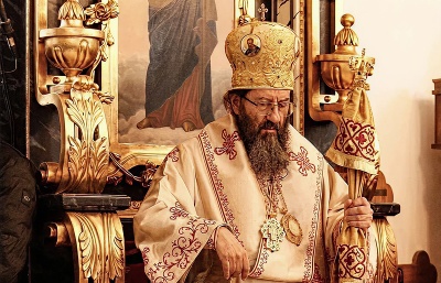 Srbský pravoslavný synod odvolal metropolitu Justina kvůli podezřelým finančním machinacím