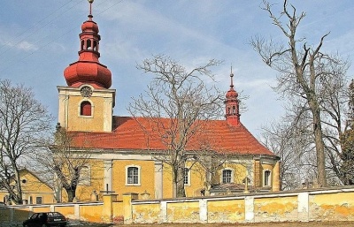 Kostel sv. Gotharda obnovují v Žehuni už deset let, plánují v něm expozici lebek