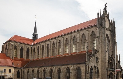 Katedrálu v Kutné Hoře oživí výstava fotografií, maleb a textilních pláten