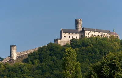 Na hrad Bezděz se po 240 letech vrátí Černá madona montserratská