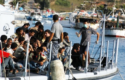 Kardinál Czerny: Záchrana migrantů na moři je nejvyšší službou