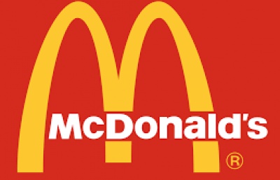 U bran Vatikánu otevřel McDonald's