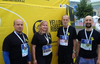 Představitelé ERC a ČBK běželi se žlutou stužkou na pomoc vězňům