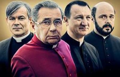 Poláky rozděluje film o hříšných duchovních, láme divácké rekordy