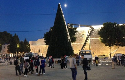 Tisíce křesťanských poutníků dorazily na oslavy Vánoc do Betléma