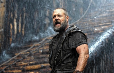Hollywoodský Noe se brodí potopou kritiky