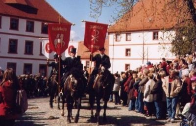 Památku vzkříšení Krista uctili obyvatelé Lukavce na Novojičínsku tradiční jízdou na koních