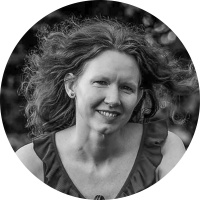 My vás u toho oltáře chceme