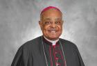 Papež jmenoval 13 kardinálů, včetně prvního Afroameričana