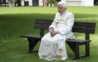 Bývalý papež Benedikt požádal o odpuštění v kauze sexuálního zneužívání