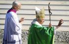 Benedikt XVI. si ponechá jméno a stane se 