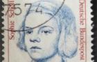 Před sto lety se narodila mladá křesťanská pacifistka Sophie Schollová, popravená nacisty