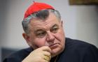 Kardinál Duka podal kvůli zneužívání trestní oznámení, obět mu však „obrat“ nevěří
