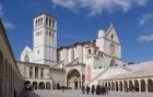 Papež poprvé od začátku pandemie opustil Řím, v Assisi podepsal encykliku Fratelli Tutti 