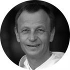 Odvažme se shromáždit pod jednou střechou!