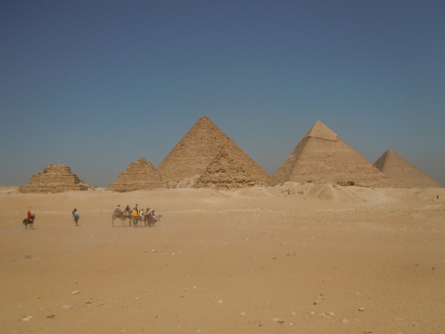 pyramidy v Gize
